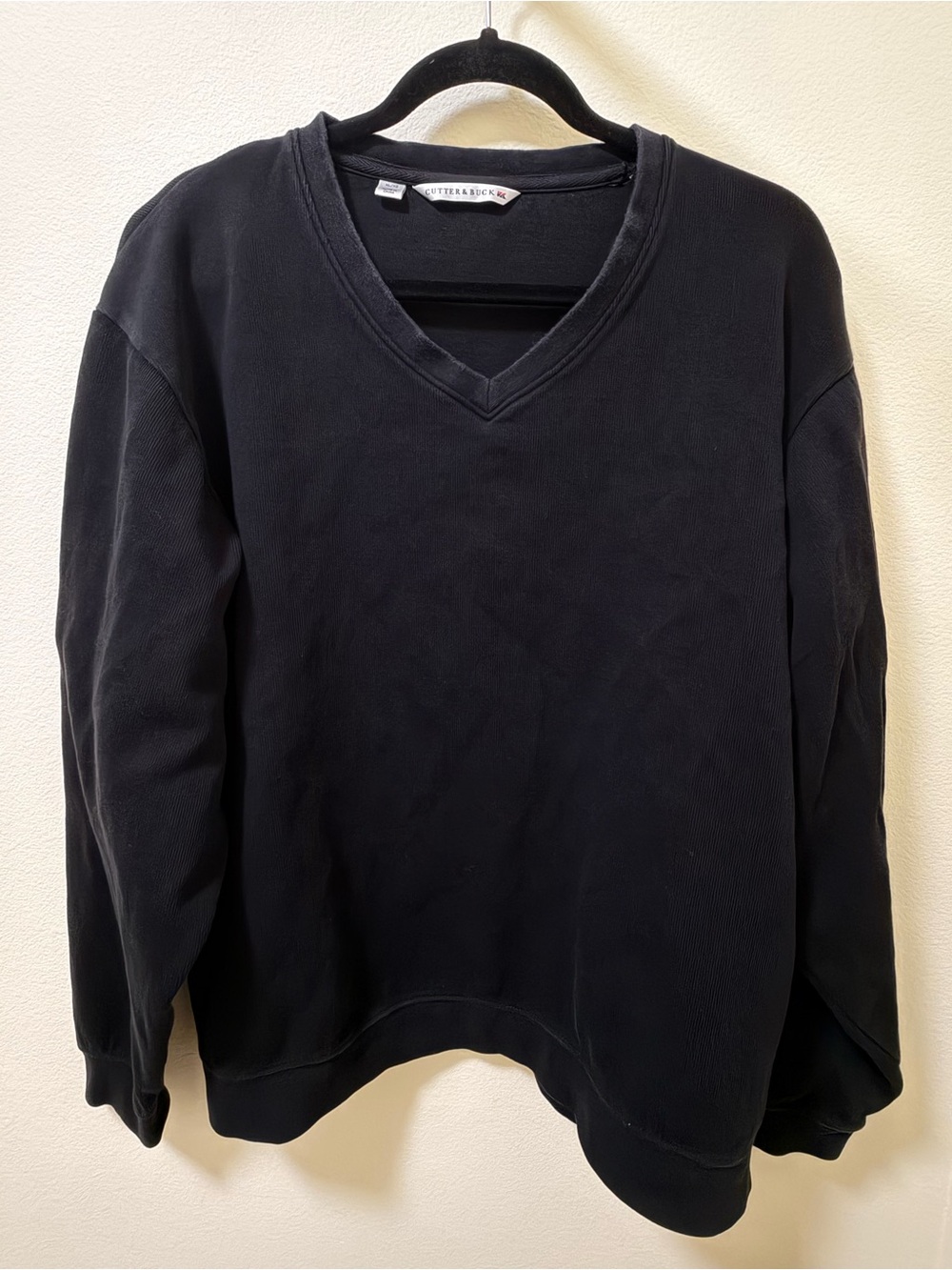 Cutter & Buck Men's Black V-Neck Sweater